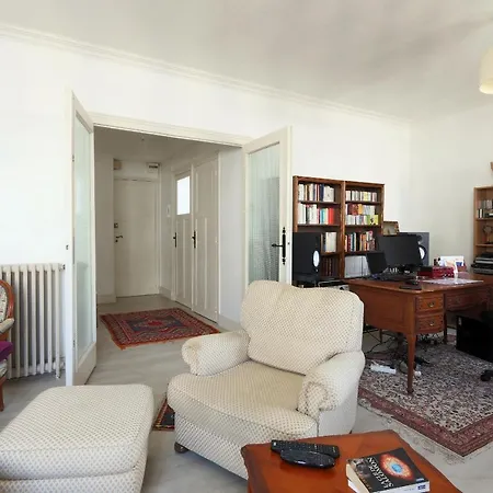 Spacieux 2 Pieces A Tours# Rue De Bordeaux Apartman